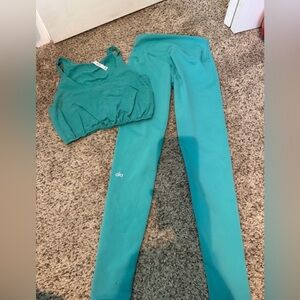 ALO Yoga Teal Workout Leggings and Bra Set